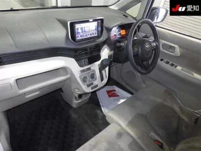 Daihatsu MOVE  с аукциона в Японии