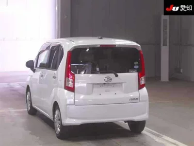 Daihatsu MOVE  с аукциона в Японии