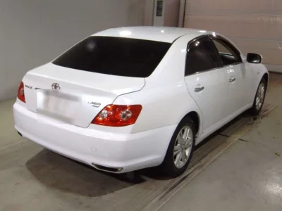 Toyota MARK X  с аукциона в Японии