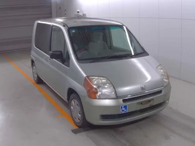 Honda MOBILIO  с аукциона в Японии