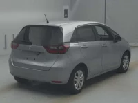 Honda FIT лот № 72047 оценка R  с аукциона в Японии 1