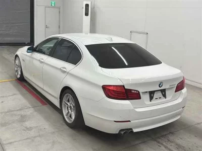 BMW 5-Series  с аукциона в Японии