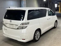 Toyota VELLFIRE лот № 2188 оценка 3.5  с аукциона в Японии 4