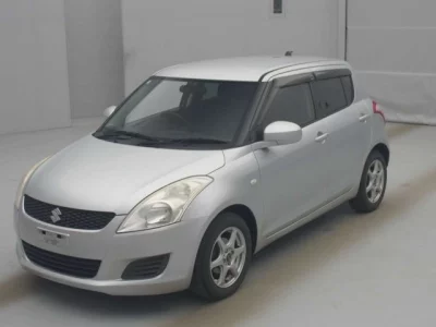 Suzuki SWIFT  с аукциона в Японии