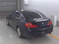 Nissan SKYLINE лот № 4018 оценка 4  с аукциона в Японии 1