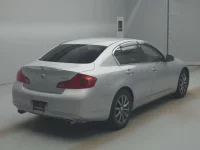 Nissan SKYLINE лот № 72057 оценка 4  с аукциона в Японии 1