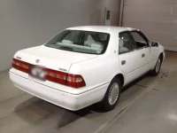 Toyota CROWN лот № 4030 оценка 3.5  с аукциона в Японии 1
