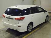 Toyota WISH лот № 7142 оценка 3.5  с аукциона в Японии 1