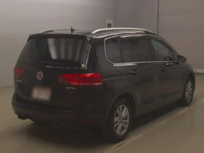 Volkswagen GOLF TOURAN  с аукциона в Японии