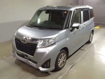 Toyota ROOMY  с аукциона в Японии