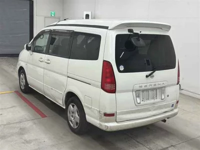 Nissan SERENA  с аукциона в Японии