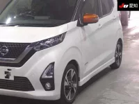 Nissan DAYZ лот № 35071 оценка 3.5  с аукциона в Японии 6