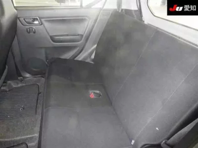 Toyota PIXIS EPOCH  с аукциона в Японии