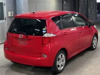 Toyota RACTIS лот № 1017 оценка R  с аукциона в Японии 4