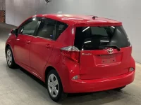 Toyota RACTIS лот № 1017 оценка R  с аукциона в Японии 1