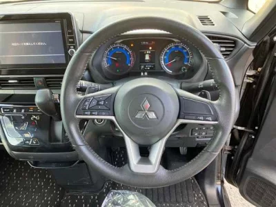 Mitsubishi EK X SPACE  с аукциона в Японии