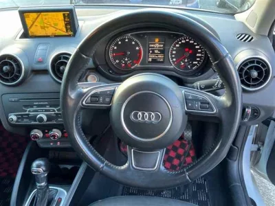 Audi A1  с аукциона в Японии