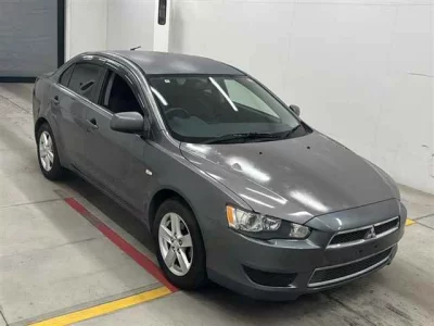 Mitsubishi GALANT FORTIS  с аукциона в Японии
