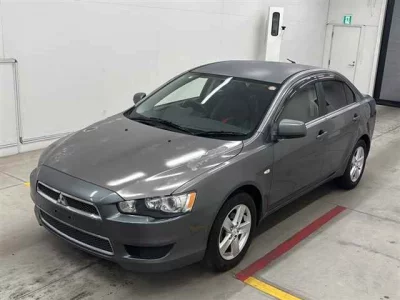 Mitsubishi GALANT FORTIS  с аукциона в Японии