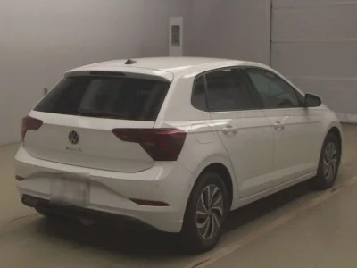 Volkswagen POLO  с аукциона в Японии