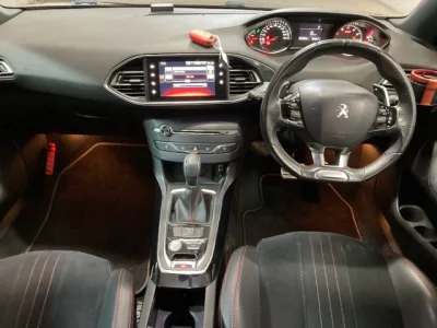 Peugeot 308  с аукциона в Японии