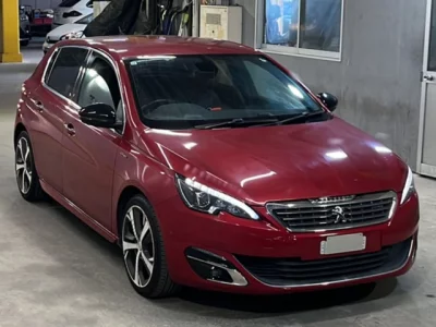 Peugeot 308  с аукциона в Японии