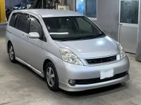 Toyota ISIS лот № 1026 оценка 3.5  с аукциона в Японии 3
