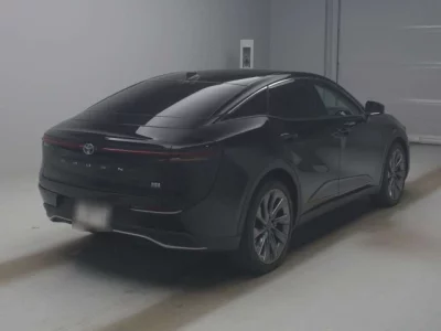 Toyota CROWN CROSSOVER  с аукциона в Японии