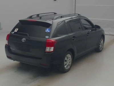 Toyota COROLLA FIELDER  с аукциона в Японии