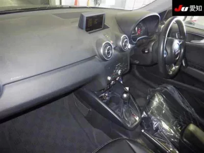 Audi A1  с аукциона в Японии