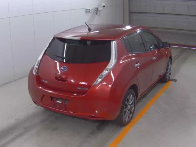 Nissan LEAF  с аукциона в Японии