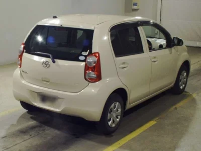 Toyota PASSO  с аукциона в Японии