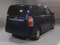 Toyota NOAH лот № 170 оценка RA  с аукциона в Японии 1
