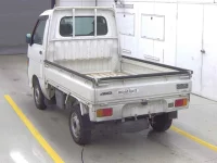 Daihatsu HIJET TRUCK лот № 5540 оценка 3.5  с аукциона в Японии 1