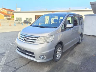 Nissan SERENA  с аукциона в Японии