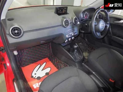 Audi A1  с аукциона в Японии