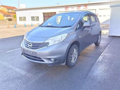 Nissan NOTE  с аукциона в Японии