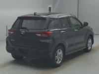 Toyota RAIZE лот № 72102 оценка RA  с аукциона в Японии 1