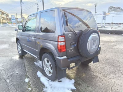 Nissan KIX