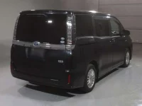 Toyota VOXY лот № 183 оценка RA  с аукциона в Японии 1