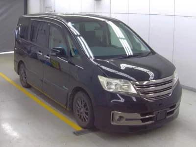 Nissan SERENA  с аукциона в Японии