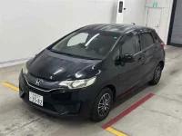 Honda FIT лот № 30001 оценка 3.5  с аукциона в Японии 3