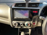 Honda FIT лот № 30001 оценка 3.5  с аукциона в Японии 5