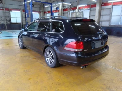 Volkswagen GOLF VARIANT  с аукциона в Японии