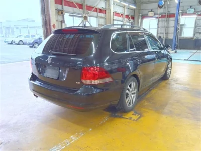 Volkswagen GOLF VARIANT  с аукциона в Японии