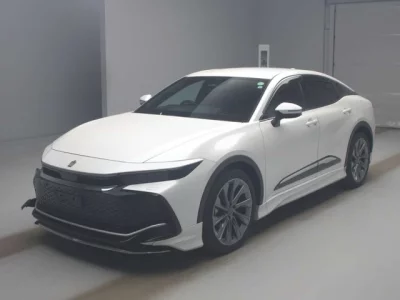 Toyota CROWN CROSSOVER  с аукциона в Японии
