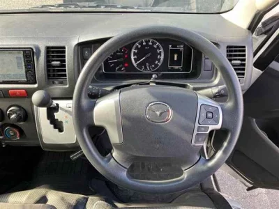 Mazda BONGO BRAWNY VAN