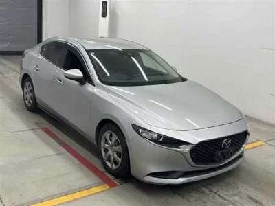 Mazda MAZDA3  с аукциона в Японии