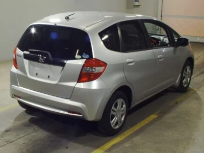 Honda FIT  с аукциона в Японии