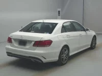 Mercedes-Benz E CLASS лот № 70006 оценка 3.5  с аукциона в Японии 1